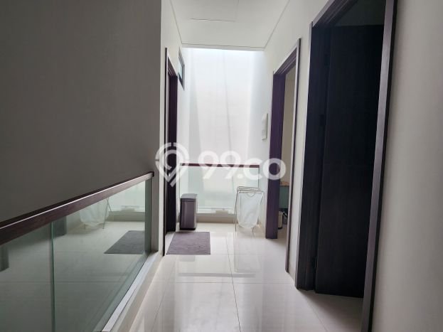 Ready to Use! Luxury House LT 190m2 Desain Elegan di Summarecon Bandung Ready to Use! Luxury House LT 190m2 Desain Elegan di Summarecon Bandung