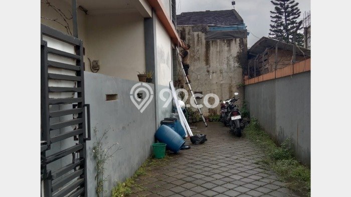 Kos-kosan Dijual di Jatinangor, Sumedang dengan 8 Kamar Tidur, 8 Kamar Mandi Kos-kosan Dijual di Jatinangor, Sumedang dengan 8 Kamar Tidur, 8 Kamar Mandi