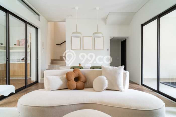 Disewakan! Rumah 4 Kamar Tidur &
2 Kamar Mandi di Summarecon Bandung, Bandung Disewakan! Rumah 4 Kamar Tidur &
2 Kamar Mandi di Summarecon Bandung, Bandung