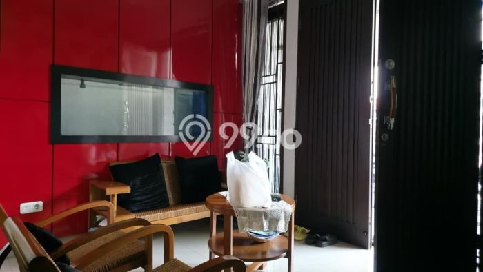 Rumah Modern LT 180m2m² Terawat di Batununggal, Dekat Tempat Strategis, Bandung Rumah Modern LT 180m2m² Terawat di Batununggal, Dekat Tempat Strategis, Bandung