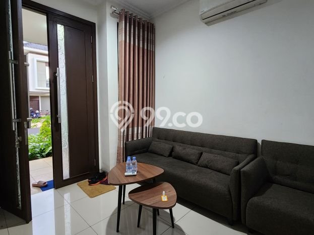 Rumah di Summarecon Bandung, 2 KM, Lingkungan Asri, Luas 162m2m² Bangunan 181m2m² Rumah di Summarecon Bandung, 2 KM, Lingkungan Asri, Luas 162m2m² Bangunan 181m2m²