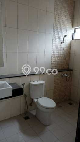 Rumah area Summarecon Bandung, Dekat Stasiun, 3 KT, LT 162m2m² LB 124m2m² Rumah area Summarecon Bandung, Dekat Stasiun, 3 KT, LT 162m2m² LB 124m2m²