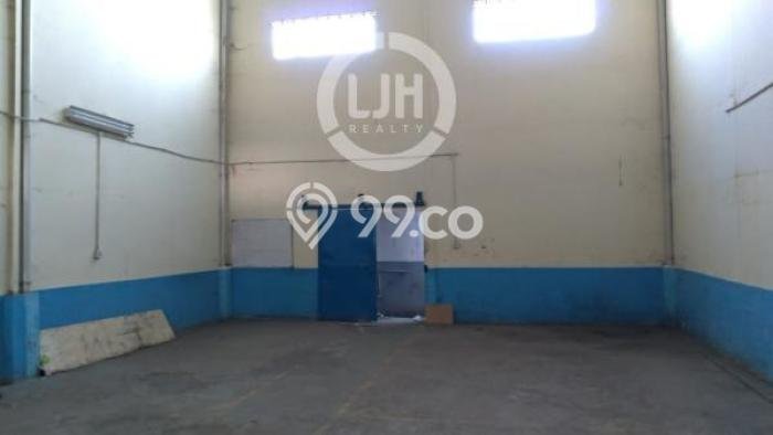 FOR SALE! Gudang di Cakung Jakarta Timur, LT 314m2, LB 450m2 FOR SALE! Gudang di Cakung Jakarta Timur, LT 314m2, LB 450m2