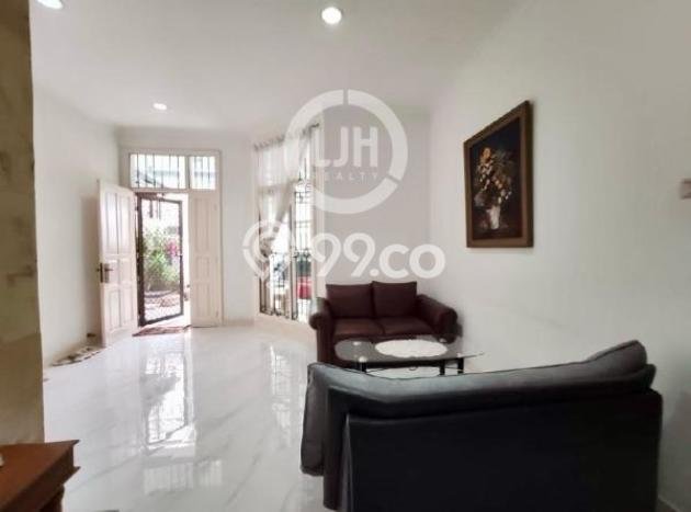 Dijual Rumah Mewah Exclusive di Kelapa Gading, Jakarta Utara Dijual Rumah Mewah Exclusive di Kelapa Gading, Jakarta Utara