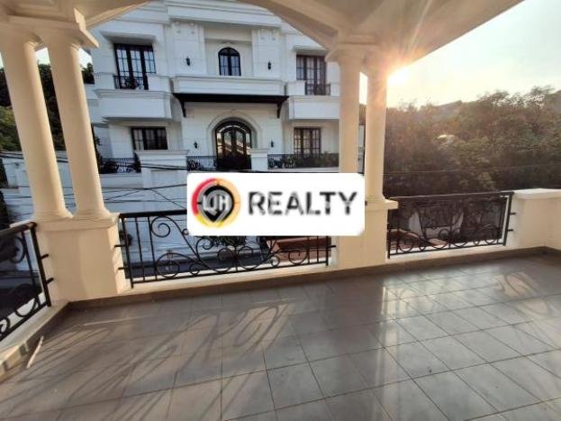 HARGA SPECIAL! Rumah Strategis lokasi Kelapa Gading, LT 272m² Bangunan 0m² HARGA SPECIAL! Rumah Strategis lokasi Kelapa Gading, LT 272m² Bangunan 0m²