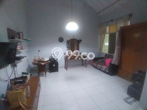 Rumah Elit Modern Tanpa Renovasi di Jatiwaringin Bekasi Rumah Elit Modern Tanpa Renovasi di Jatiwaringin Bekasi