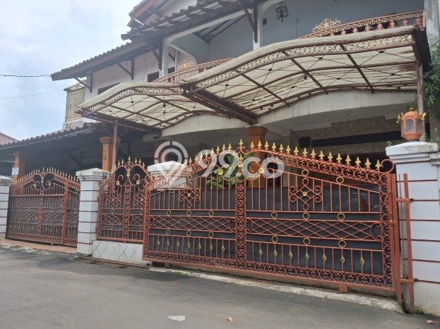 Jual Rumah Eksklusif 6 KT di Jatiwaringin, Bekasi Jual Rumah Eksklusif 6 KT di Jatiwaringin, Bekasi