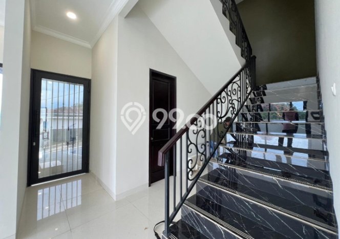 Vila Kawasan Cisarua, Luas 522m2m², Dekat ke berbagai fasilitas umum Vila Kawasan Cisarua, Luas 522m2m², Dekat ke berbagai fasilitas umum