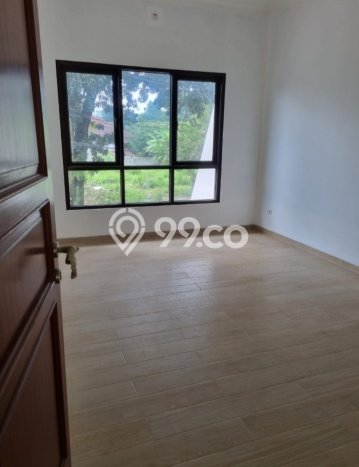 Siap Huni Hunian Elit 6 Kamar di Jagakarsa Dekat ke Mana Saja Siap Huni Hunian Elit 6 Kamar di Jagakarsa Dekat ke Mana Saja
