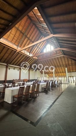 Hunian Apartemen High-Class untuk Dijual di Bandung dengan 50 BR & 50 Kamar Mandi Hunian Apartemen High-Class untuk Dijual di Bandung dengan 50 BR & 50 Kamar Mandi