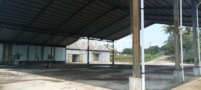 Gudang Disewakan Kawasan Bogor Barat, Luas 6200m2m², Area Strategis Gudang Disewakan Kawasan Bogor Barat, Luas 6200m2m², Area Strategis