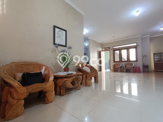 Jual Rumah Bagus Siap Huni LB 200m2 di Ngaglik, Sleman Jual Rumah Bagus Siap Huni LB 200m2 di Ngaglik, Sleman