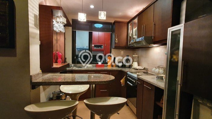 PROPERTI PILIHAN! Rumah di Depok, Luas 406m2m² LB 430m2m² PROPERTI PILIHAN! Rumah di Depok, Luas 406m2m² LB 430m2m²