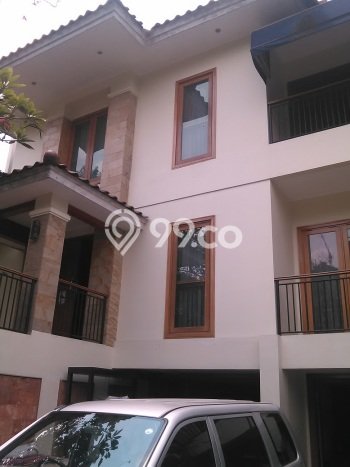Rumah Asri area , 4 KM, Lingkungan Tenang, LT 320m2m² LB 400m2m² Rumah Asri area , 4 KM, Lingkungan Tenang, LT 320m2m² LB 400m2m²