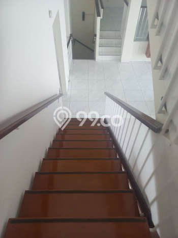 SPECIAL OFFER! Rumah area , 3 KM, Lingkungan Asri, LT 360m2m² Bangunan 500m2m² SPECIAL OFFER! Rumah area , 3 KM, Lingkungan Asri, LT 360m2m² Bangunan 500m2m²