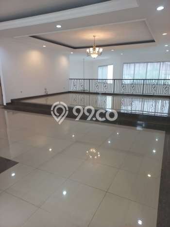PILIHAN TEPAT! Rumah kawasan , 5 KT, Dekat Mall, Luas 650m2m² Bangunan 550m2m² PILIHAN TEPAT! Rumah kawasan , 5 KT, Dekat Mall, Luas 650m2m² Bangunan 550m2m²