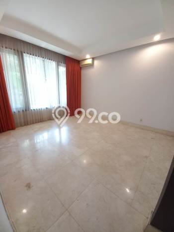 Rumah di patra kuningan, Jakarta Selatan, LT 581m² LB 560m² Rumah di patra kuningan, Jakarta Selatan, LT 581m² LB 560m²