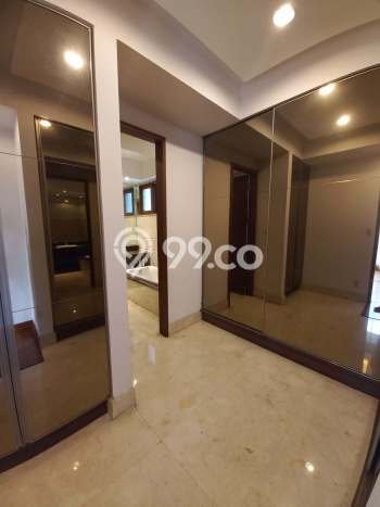 Rumah di patra kuningan, Jakarta Selatan, LT 581m² LB 560m² Rumah di patra kuningan, Jakarta Selatan, LT 581m² LB 560m²