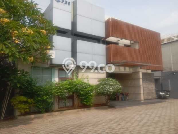 Rumah Nyaman area Kebayoran Baru, 11 KM, Lokasi Strategis Rumah Nyaman area Kebayoran Baru, 11 KM, Lokasi Strategis