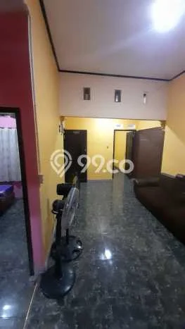 Lokasi strategis! Rumah siap pakai disewakan di Kedawung LB 77m2 Lokasi strategis! Rumah siap pakai disewakan di Kedawung LB 77m2