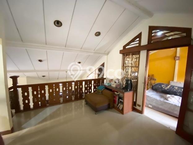 Rumah Luxury Modern Siap Huni di Bintaro Jakarta Selatan Rumah Luxury Modern Siap Huni di Bintaro Jakarta Selatan