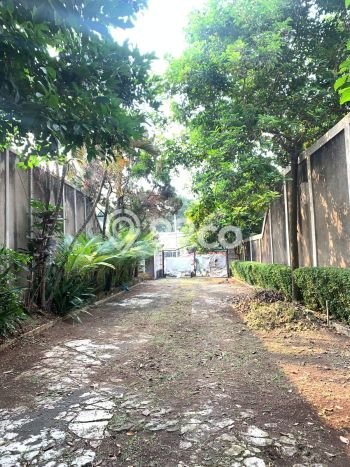 Rumah Mewah Siap Huni LT 1000m2 di Jagakarsa, Jakarta Selatan Rumah Mewah Siap Huni LT 1000m2 di Jagakarsa, Jakarta Selatan