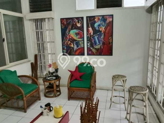 Rumah Elit LB 350m2 Siap Pakai Desain Elegan di Bintaro, Jakarta Selatan Rumah Elit LB 350m2 Siap Pakai Desain Elegan di Bintaro, Jakarta Selatan