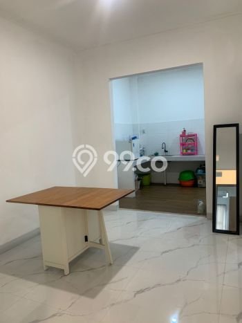 Dijual Hunian Rumah Terawat 3 KT di Cinere, Jakarta Selatan Dijual Hunian Rumah Terawat 3 KT di Cinere, Jakarta Selatan