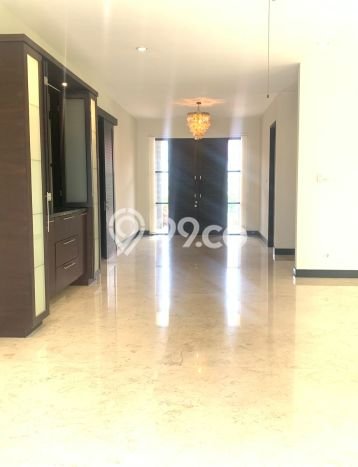 Ready to Use! Premium House LT 685m2 Desain Elegan di Cipete Ready to Use! Premium House LT 685m2 Desain Elegan di Cipete