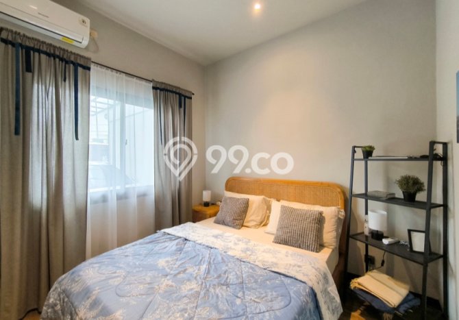 Jual Rumah Luas Megah Dengan View Cantik di Bintaro, Tangerang Selatan Jual Rumah Luas Megah Dengan View Cantik di Bintaro, Tangerang Selatan