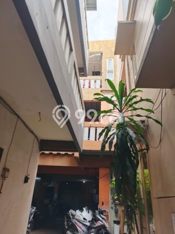 Rumah Elit Modern Tanpa Renovasi di Radio Dalam Jakarta Selatan Rumah Elit Modern Tanpa Renovasi di Radio Dalam Jakarta Selatan