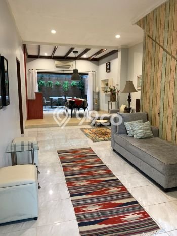 Rumah Strategis 3 Kamar Tidur dan 2 Kamar Mandi di Bintaro, Dekat Pusat Kota, Tangerang Selatan Rumah Strategis 3 Kamar Tidur dan 2 Kamar Mandi di Bintaro, Dekat Pusat Kota, Tangerang Selatan