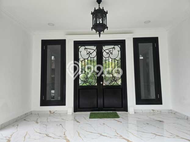 Hunian Elit LB 550m2 Siap Pakai Desain Elegan di Sektor 8 - Bintaro, Tangerang Selatan Hunian Elit LB 550m2 Siap Pakai Desain Elegan di Sektor 8 - Bintaro, Tangerang Selatan