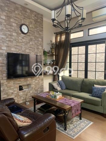 Ready to Use! Luxury House LT 144m2 Desain Elegan di BSD Ready to Use! Luxury House LT 144m2 Desain Elegan di BSD