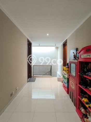 Rumah Elit Modern Tanpa Renovasi di Bintaro Tangerang Selatan Rumah Elit Modern Tanpa Renovasi di Bintaro Tangerang Selatan