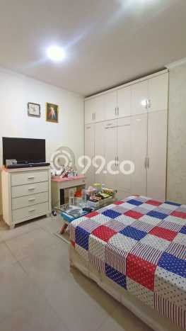 Hunian Eksklusif Siap Huni LT 126m2 di Serpong, Tangerang Selatan Hunian Eksklusif Siap Huni LT 126m2 di Serpong, Tangerang Selatan