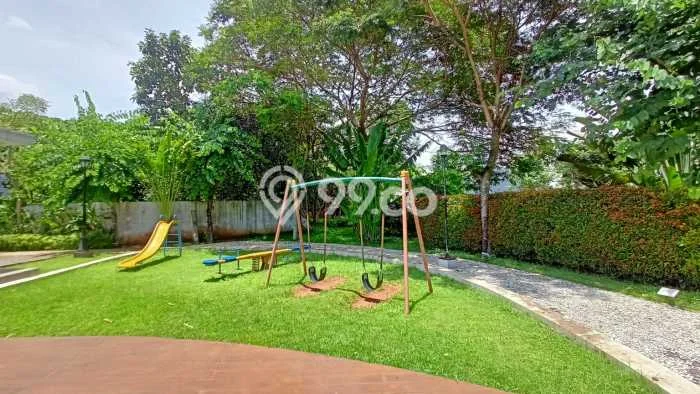 Hunian Eksklusif Siap Huni LT 126m2 di Serpong, Tangerang Selatan Hunian Eksklusif Siap Huni LT 126m2 di Serpong, Tangerang Selatan