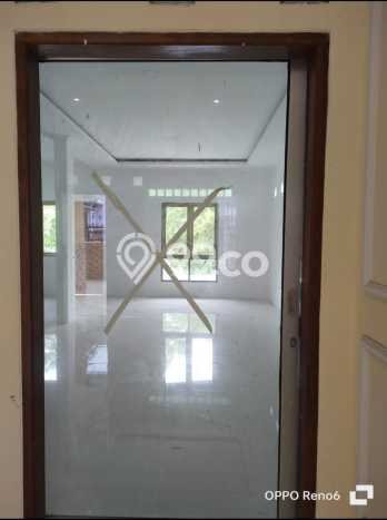 Rumah Modern 2 KT LT 119m2 di Batakan Rumah Modern 2 KT LT 119m2 di Batakan