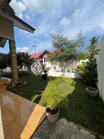 Rumah Strategis Modern Lb 180m2 di Tenayan Raya, Pekanbaru Rumah Strategis Modern Lb 180m2 di Tenayan Raya, Pekanbaru