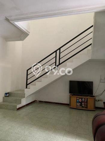 Dijual Rumah 5 Kamar Lokasi Ideal Nyaman dan Strategis di Sidoarjo Dijual Rumah 5 Kamar Lokasi Ideal Nyaman dan Strategis di Sidoarjo