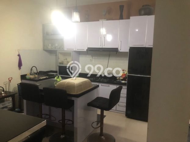 Rumah Modern Minimalis 4 KT Bisa Langsung Pindah di Taman Rumah Modern Minimalis 4 KT Bisa Langsung Pindah di Taman