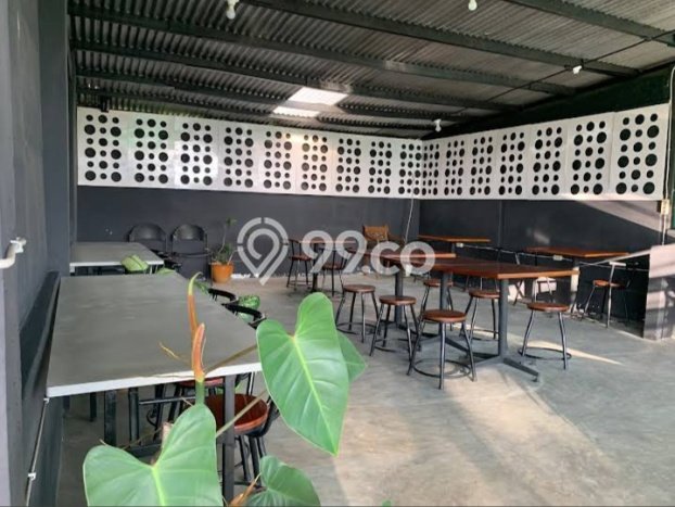 Komersial Strategis di Solok Kota, Luas 300m², Kawasan Komersial, Tingkat Keramaian Tinggi Komersial Strategis di Solok Kota, Luas 300m², Kawasan Komersial, Tingkat Keramaian Tinggi