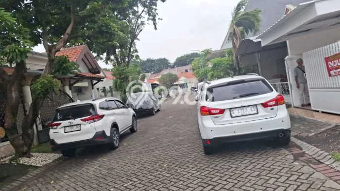 For Sale Rumah 3 Kamar Lokasi Ideal Nyaman dan Strategis di Gedangan For Sale Rumah 3 Kamar Lokasi Ideal Nyaman dan Strategis di Gedangan