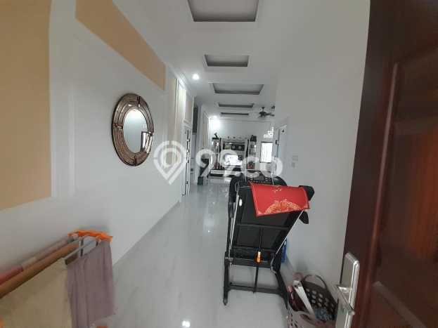 Jual Rumah Bagus Siap Huni LB 192m2 di Ilir Barat I, Palembang Jual Rumah Bagus Siap Huni LB 192m2 di Ilir Barat I, Palembang