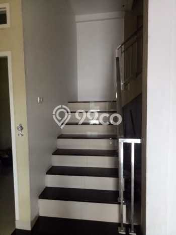 Hunian Cantik Minimalis Lb 160m2 di Marpoyan Damai, Pekanbaru Hunian Cantik Minimalis Lb 160m2 di Marpoyan Damai, Pekanbaru