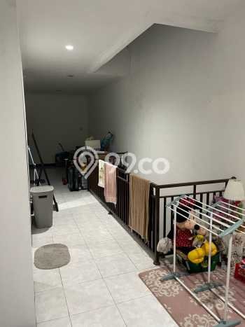 Rumah Eksklusif di Gn. Samarinda, Balikpapan, LT 162m² Bangunan 200m² Rumah Eksklusif di Gn. Samarinda, Balikpapan, LT 162m² Bangunan 200m²