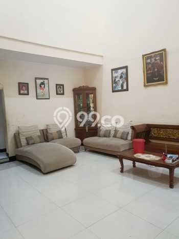 Jual Rumah Bagus Siap Huni LB 225m2 di Candi, Sidoarjo Jual Rumah Bagus Siap Huni LB 225m2 di Candi, Sidoarjo