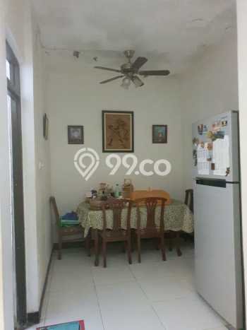 Jual Rumah Bagus Siap Huni LB 225m2 di Candi, Sidoarjo Jual Rumah Bagus Siap Huni LB 225m2 di Candi, Sidoarjo