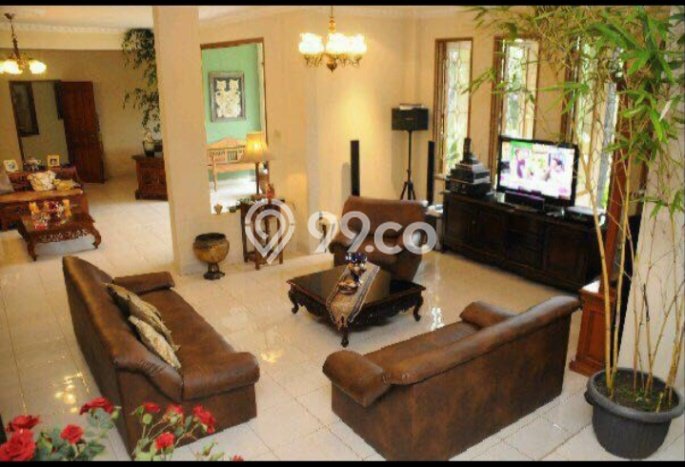 Rumah di Ciputat Timur, Tangerang Selatan, Luas 444m² LB 450m² Rumah di Ciputat Timur, Tangerang Selatan, Luas 444m² LB 450m²