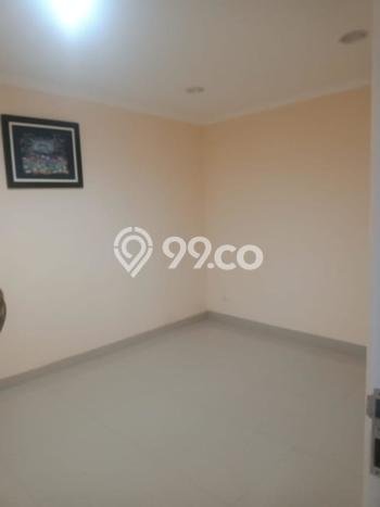 LOKASI STRATEGIS! Rumah kawasan Cibubur, Akses ke Stasiun, 3 KM, LT 200m² Bangunan 360m² LOKASI STRATEGIS! Rumah kawasan Cibubur, Akses ke Stasiun, 3 KM, LT 200m² Bangunan 360m²